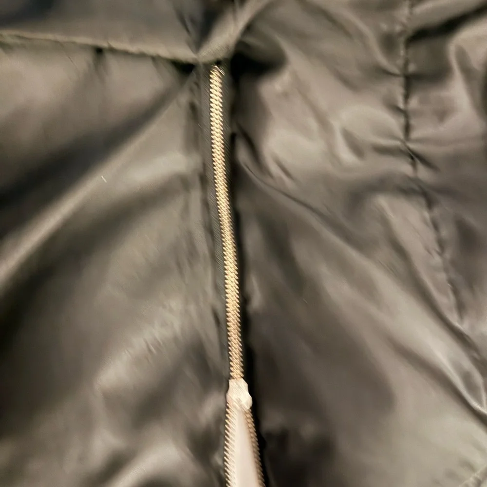 Talbots “long vest” puffer 10” side zips at hem pockets super warm black MEDIUM - Picture 5 of 5